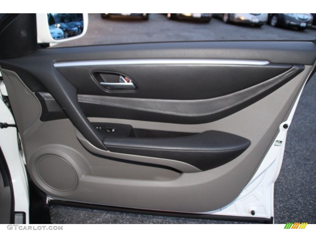 2012 ZDX SH-AWD Advance - Aspen White Pearl II / Taupe photo #26