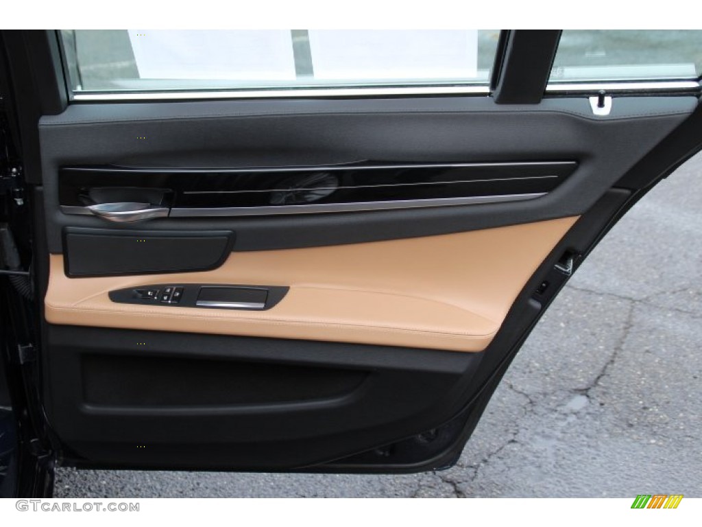 2013 BMW 7 Series 750i xDrive Sedan Saddle/Black Door Panel Photo #89083762