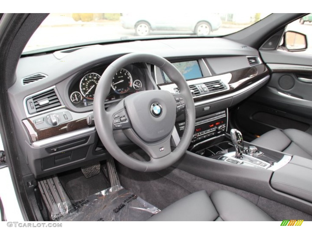 Black Interior 2013 BMW 5 Series 550i Gran Turismo Photo #89084882