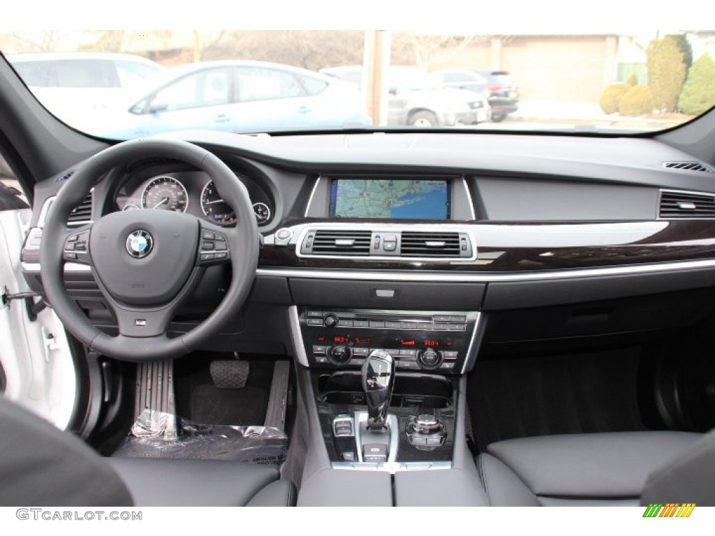 2013 BMW 5 Series 550i Gran Turismo Black Dashboard Photo #89084939