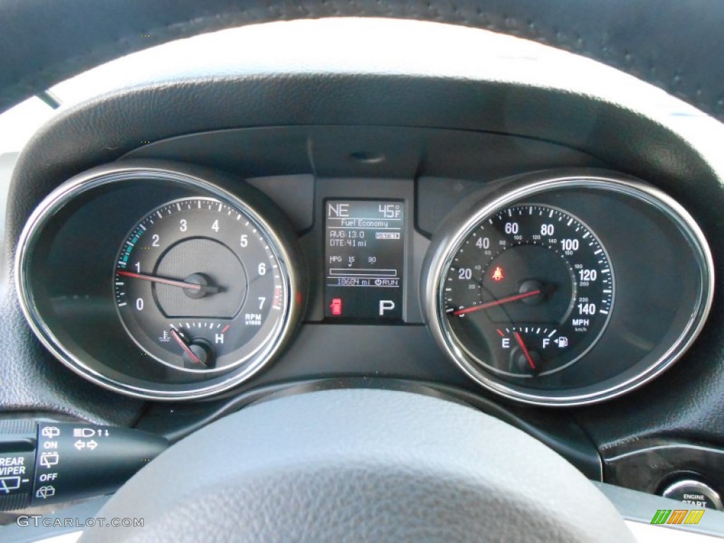2013 Grand Cherokee Laredo X Package 4x4 - Winter Chill Pearl / Black photo #25