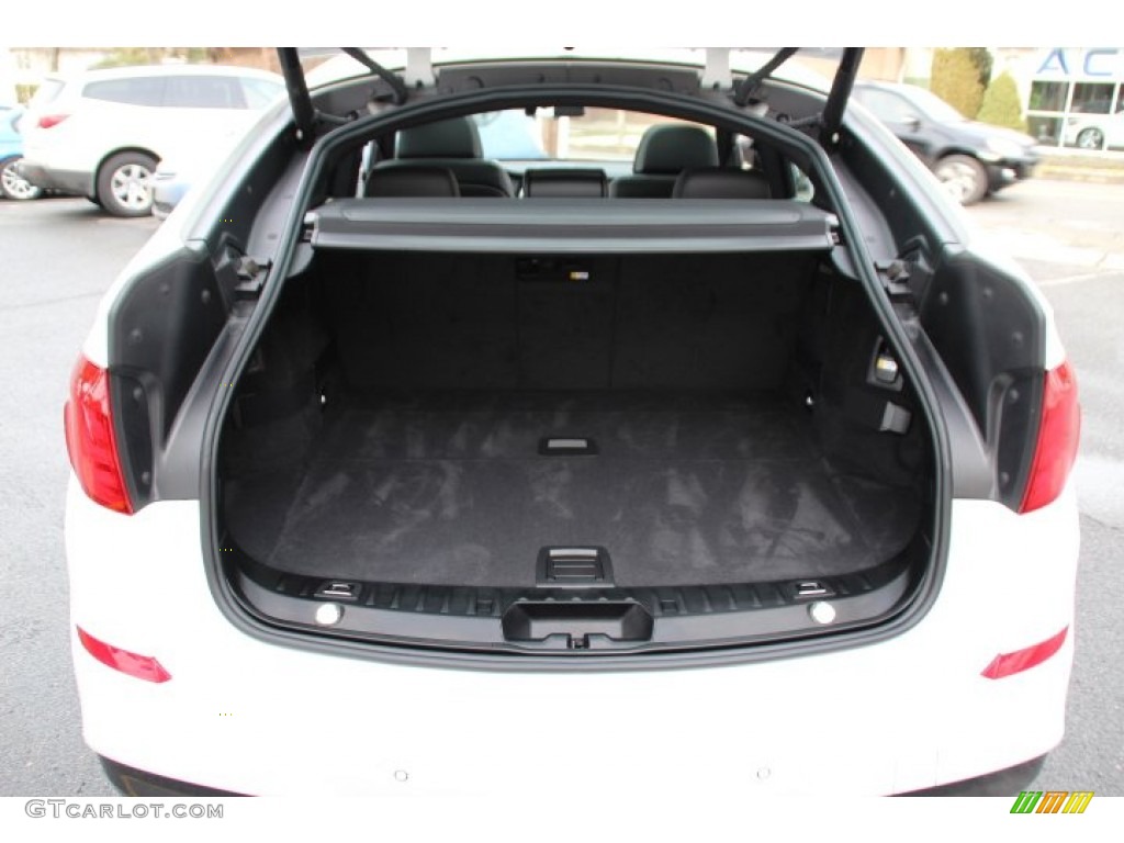 2013 BMW 5 Series 550i Gran Turismo Trunk Photos