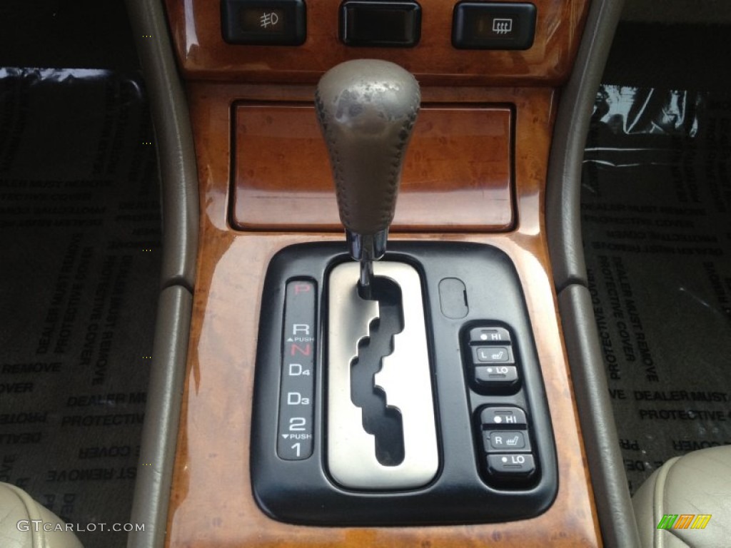 2003 Acura RL 3.5 Sedan Transmission Photos