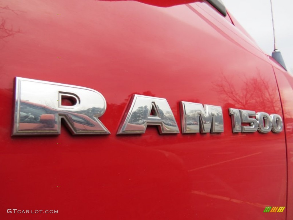 2011 Ram 1500 ST Quad Cab - Flame Red / Dark Slate Gray/Medium Graystone photo #4