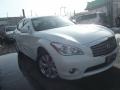 Moonlight White - M 37x AWD Sedan Photo No. 2