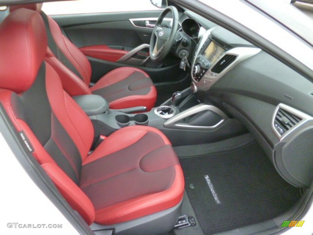 2012 Hyundai Veloster Standard Veloster Model Front Seat Photo #89095940