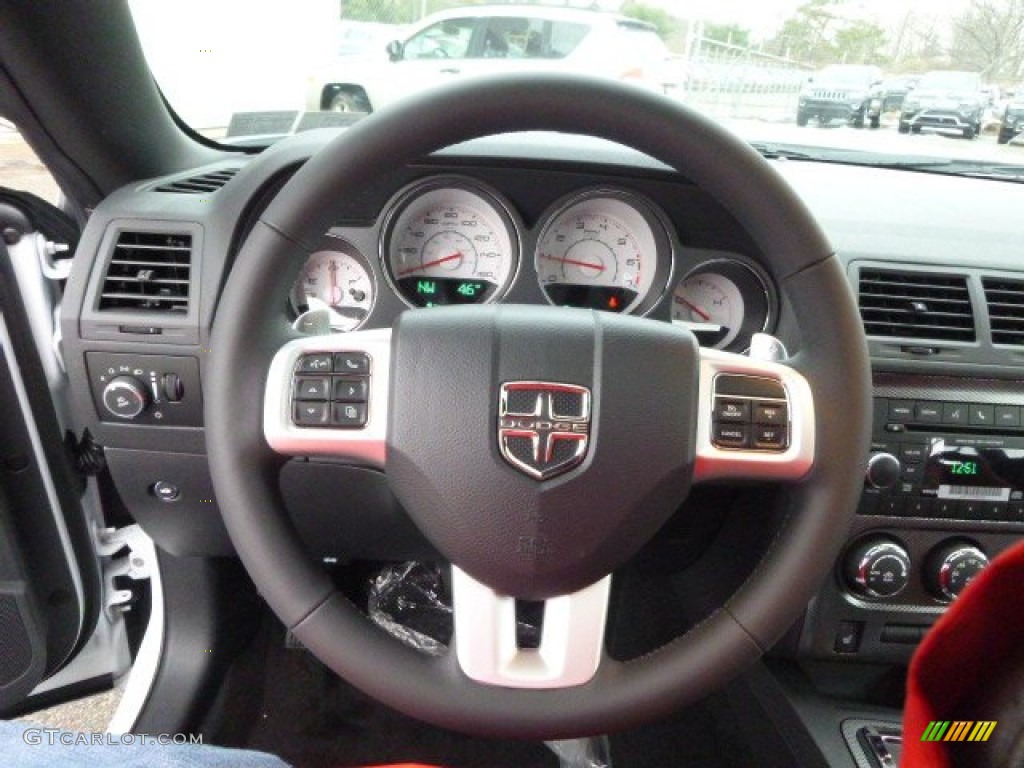 2014 Dodge Challenger R/T Classic Dark Slate Gray/Radar Red Steering Wheel Photo #89096648