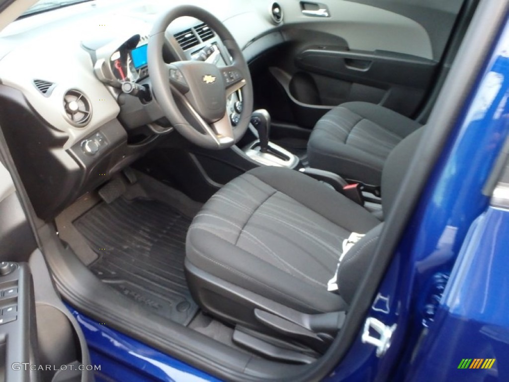 Jet Black/Dark Titanium Interior 2014 Chevrolet Sonic LT Hatchback Photo #89104895