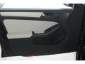 Black - Jetta SE Sedan Photo No. 13