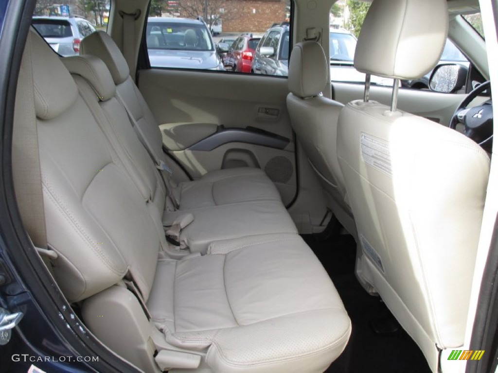 2007 Outlander XLS 4WD - Deep Blue Metallic / Beige photo #17