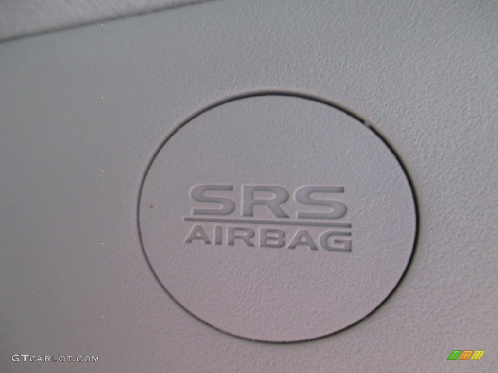 2007 Outlander XLS 4WD - Deep Blue Metallic / Beige photo #46