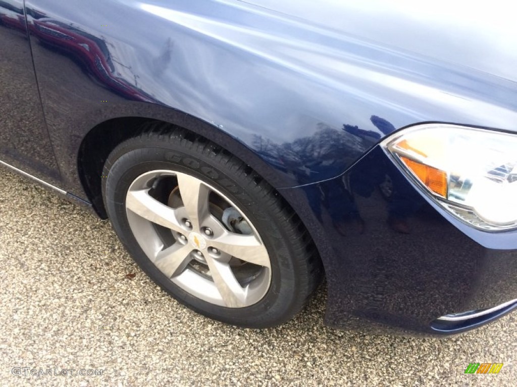 2011 Malibu LT - Imperial Blue Metallic / Ebony photo #32