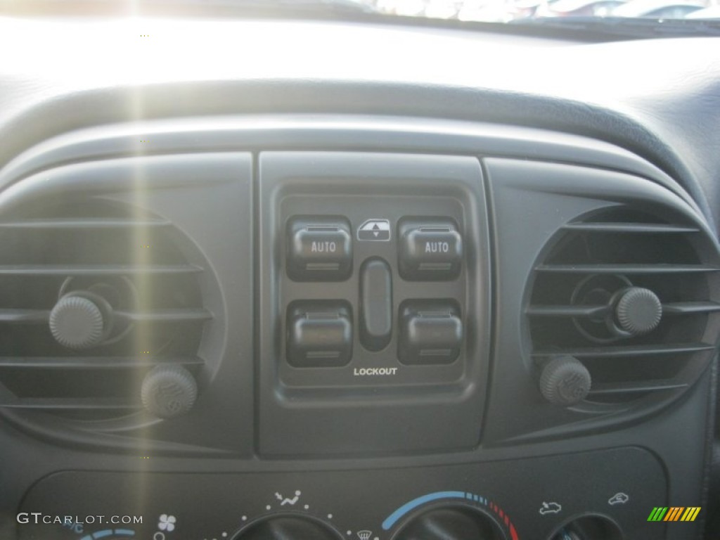 2003 PT Cruiser GT - Light Almond Pearl / Dark Slate Gray photo #23