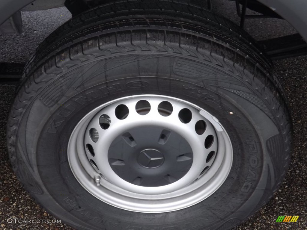 2014 Mercedes-Benz Sprinter 2500 Crew Van Wheel Photo #89113934