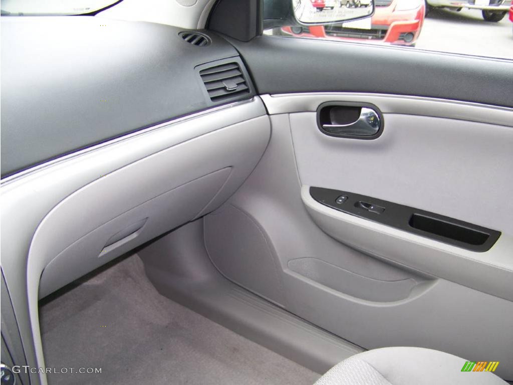 2007 Aura XE - Silver Pearl Metallic / Gray photo #19