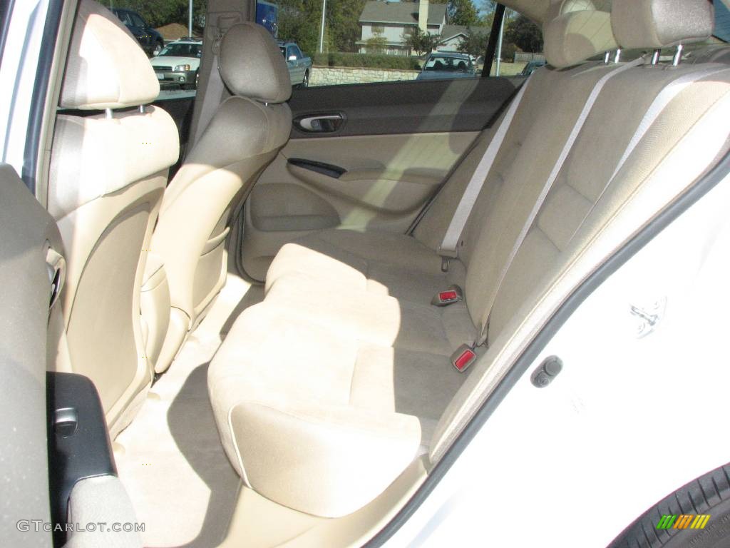 2007 Civic LX Sedan - Taffeta White / Ivory photo #12