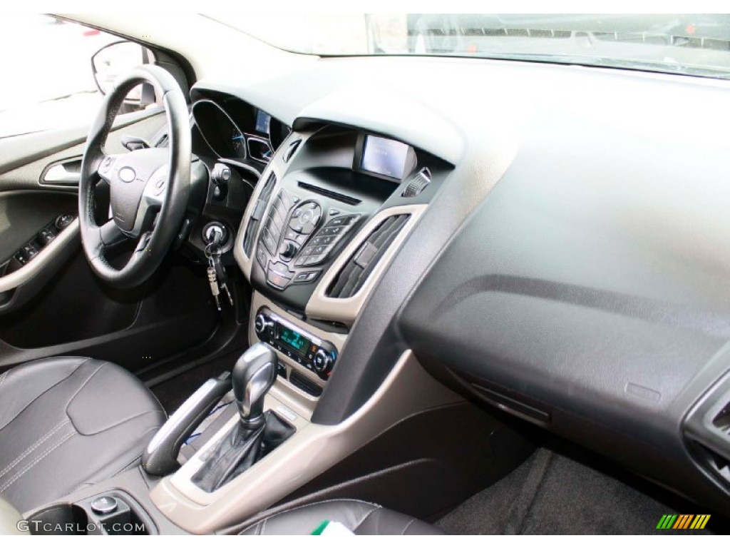 2012 Focus SEL 5-Door - Sterling Grey Metallic / Charcoal Black photo #9