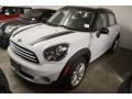 Light White - Cooper Countryman Photo No. 3