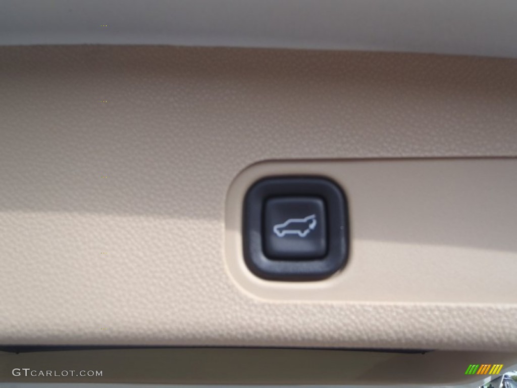 2014 Tahoe LTZ - White Diamond Tricoat / Light Cashmere/Dark Cashmere photo #8