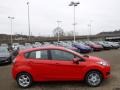 Race Red - Fiesta SE Hatchback Photo No. 1