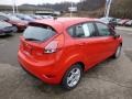 Race Red - Fiesta SE Hatchback Photo No. 8