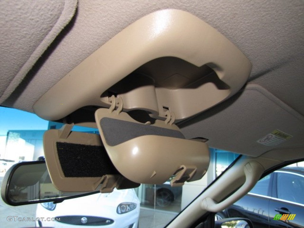 2002 Tribute ES V6 - Chestnut Metallic / Beige photo #27