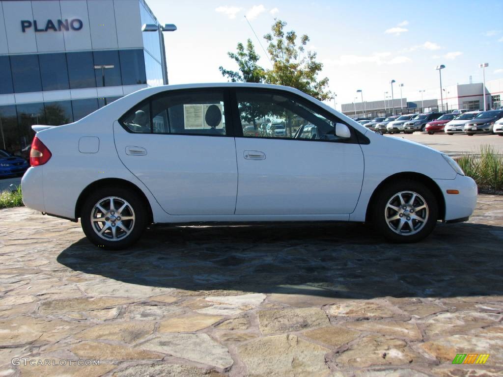 2002 Prius Hybrid - Super White / Gray photo #8