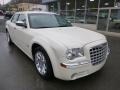 Cool Vanilla - 300 C HEMI Photo No. 8