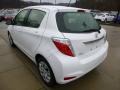 Super White - Yaris LE 5 Door Photo No. 4