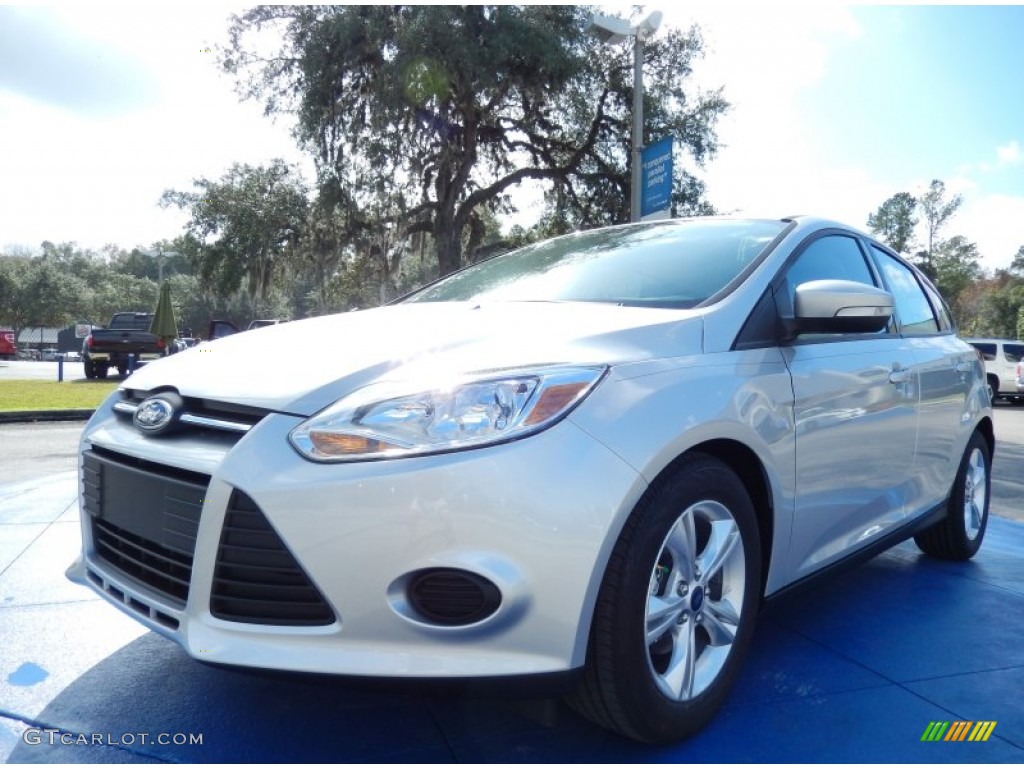 2014 Focus SE Hatchback - Ingot Silver / Medium Light Stone photo #1