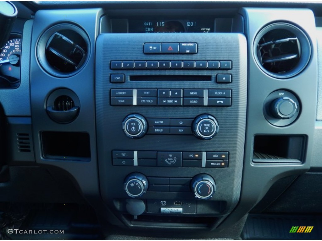 2014 F150 STX SuperCab - Oxford White / Steel Grey photo #10