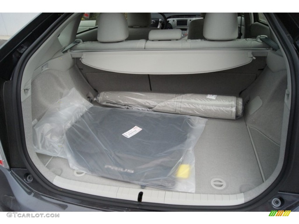 2014 Toyota Prius Two Hybrid Trunk Photo #89148210