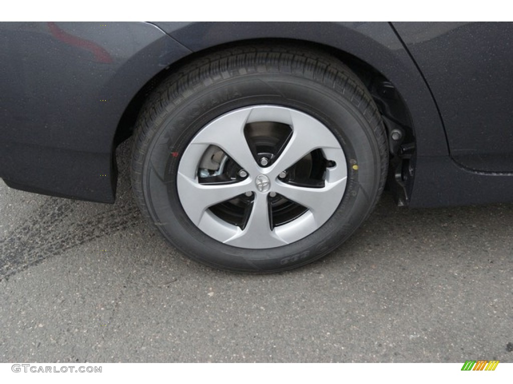 2014 Toyota Prius Two Hybrid Wheel Photo #89148237