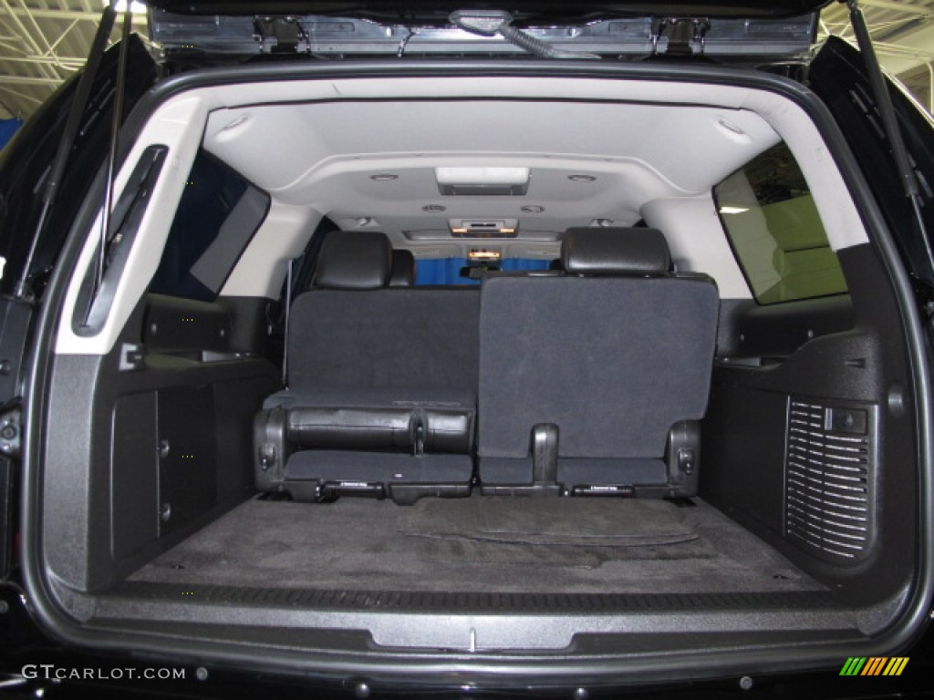 2012 Suburban LT 4x4 - Black / Ebony photo #9