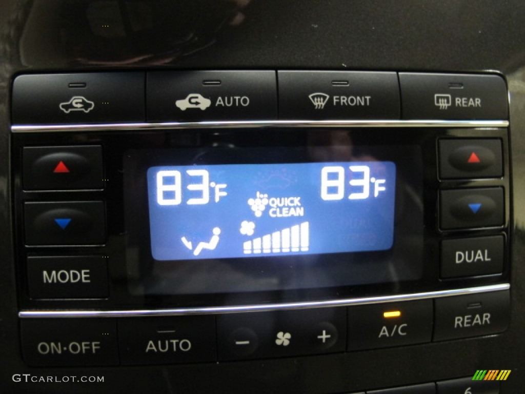 2011 Nissan Quest 3.5 LE Controls Photo #89150886