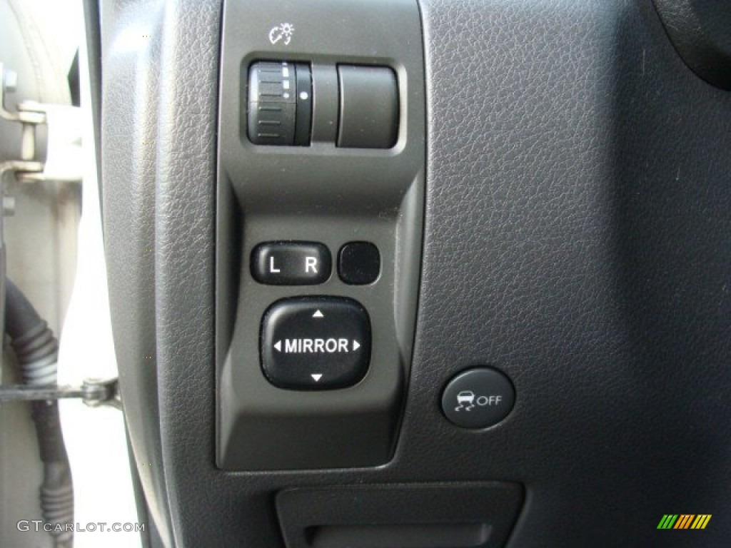 2008 Subaru Impreza WRX Wagon Controls Photos