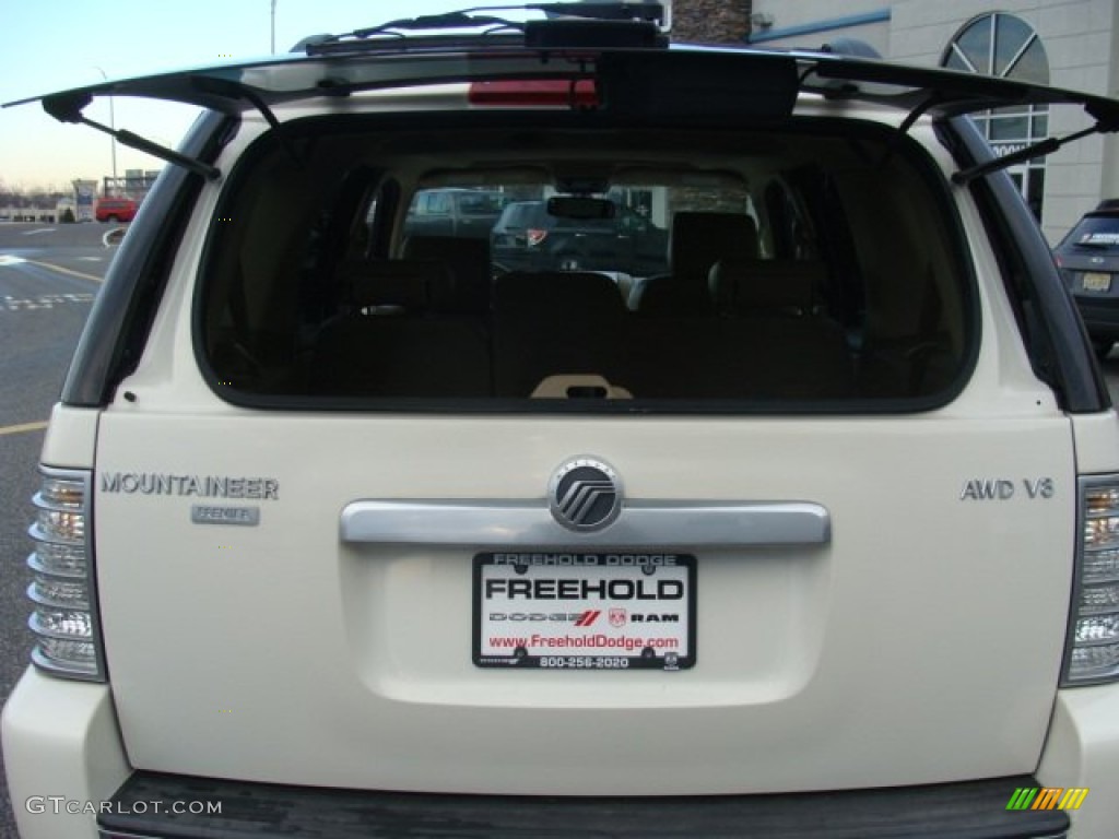 2007 Mountaineer Premier AWD - White Chocolate Tri Coat / Camel photo #6