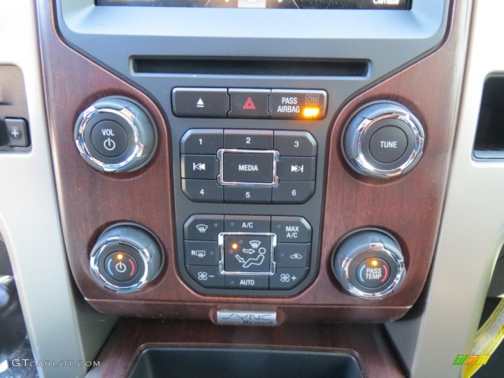 2014 Ford F150 King Ranch SuperCrew Controls Photo #89160642