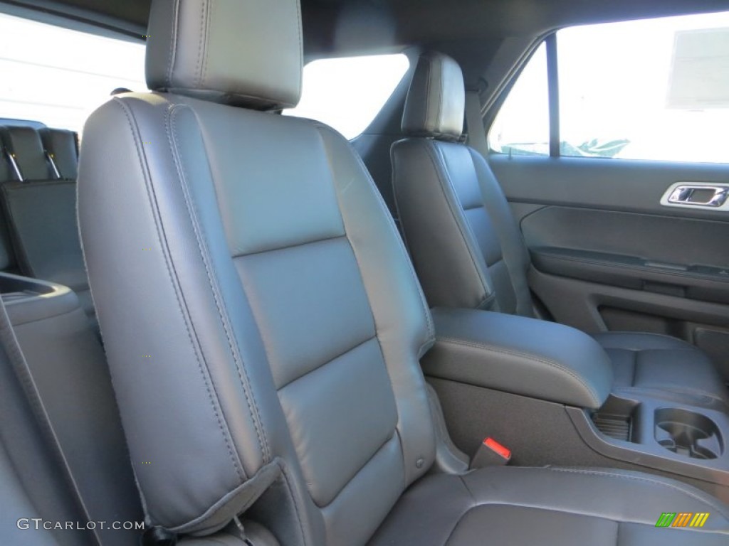 2014 Explorer XLT - White Platinum / Charcoal Black photo #22