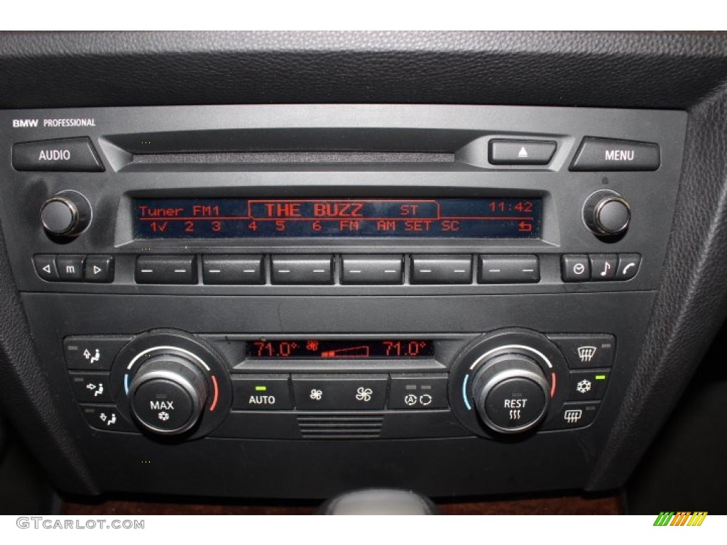 2009 3 Series 335i Sedan - Black Sapphire Metallic / Black photo #21