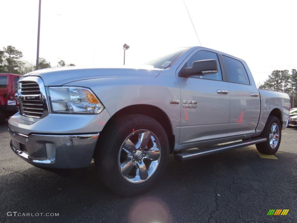 2014 1500 Big Horn Crew Cab - Bright Silver Metallic / Black/Diesel Gray photo #3