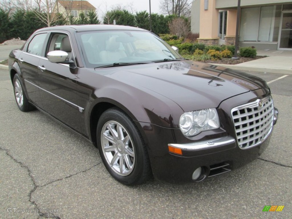 Deep Lava Red Pearl 2005 Chrysler 300 C HEMI Exterior Photo #89168509