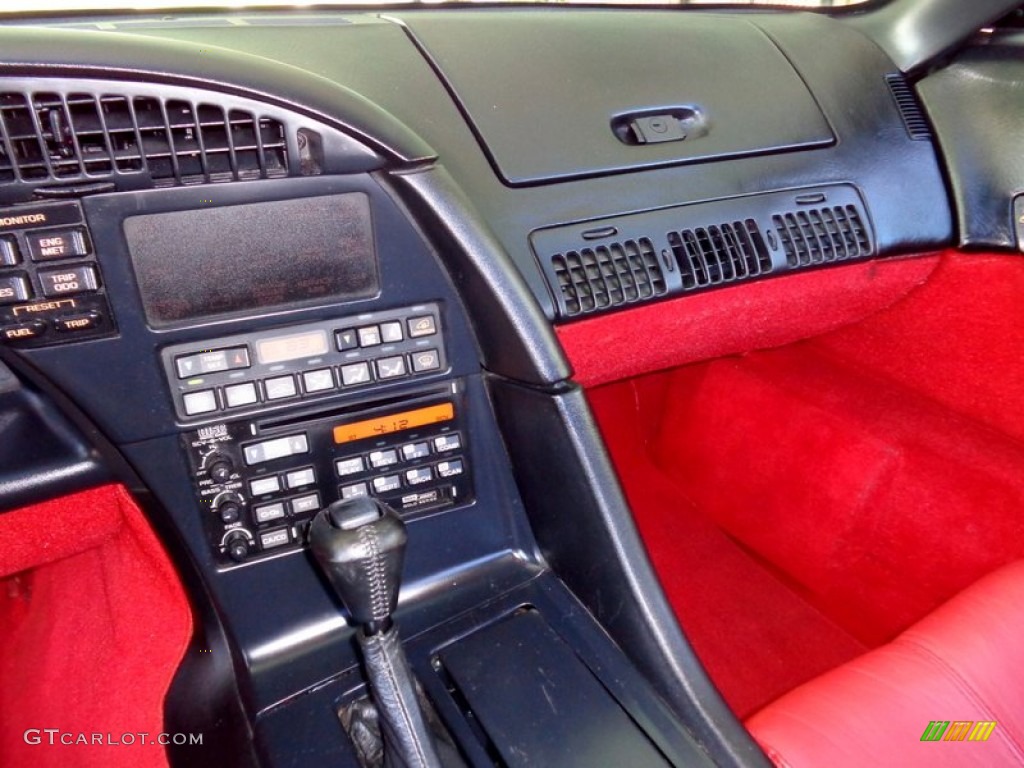 1992 Chevrolet Corvette Convertible Red Dashboard Photo #89172121