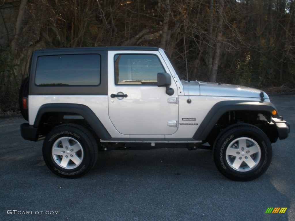 2012 Wrangler Oscar Mike Freedom Edition 4x4 - Bright Silver Metallic / Black photo #2