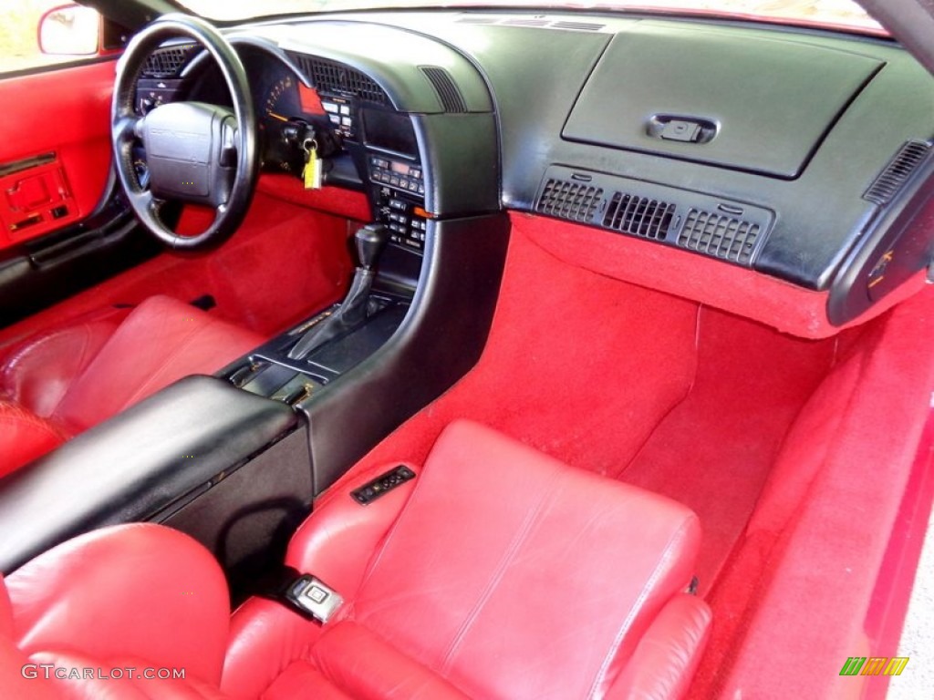 1992 Chevrolet Corvette Convertible Red Dashboard Photo #89172793