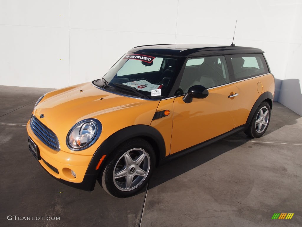 2009 Cooper Clubman - Interchange Yellow / Black/Grey photo #15