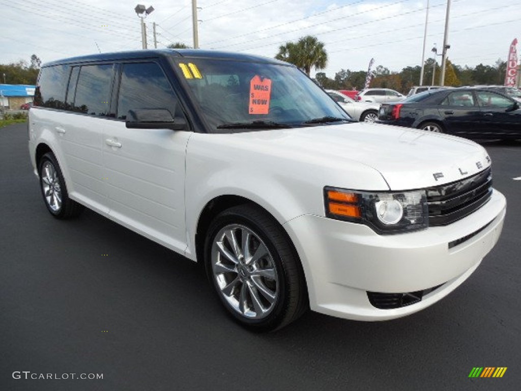 White Platinum Metallic Tri-Coat 2011 Ford Flex Titanium Exterior Photo #89177076