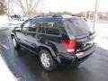 Black - Grand Cherokee Laredo 4x4 Photo No. 6