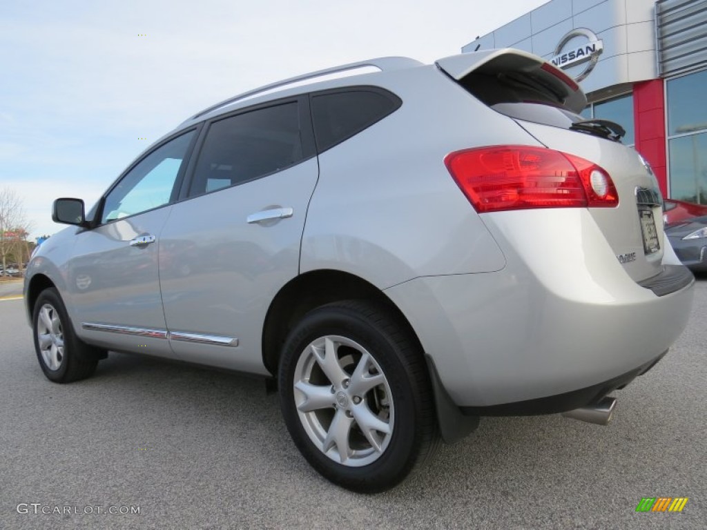 2011 Rogue SV - Silver Ice Metallic / Gray photo #3