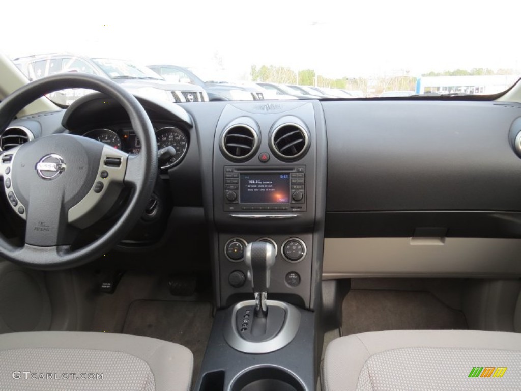 2011 Rogue SV - Silver Ice Metallic / Gray photo #20